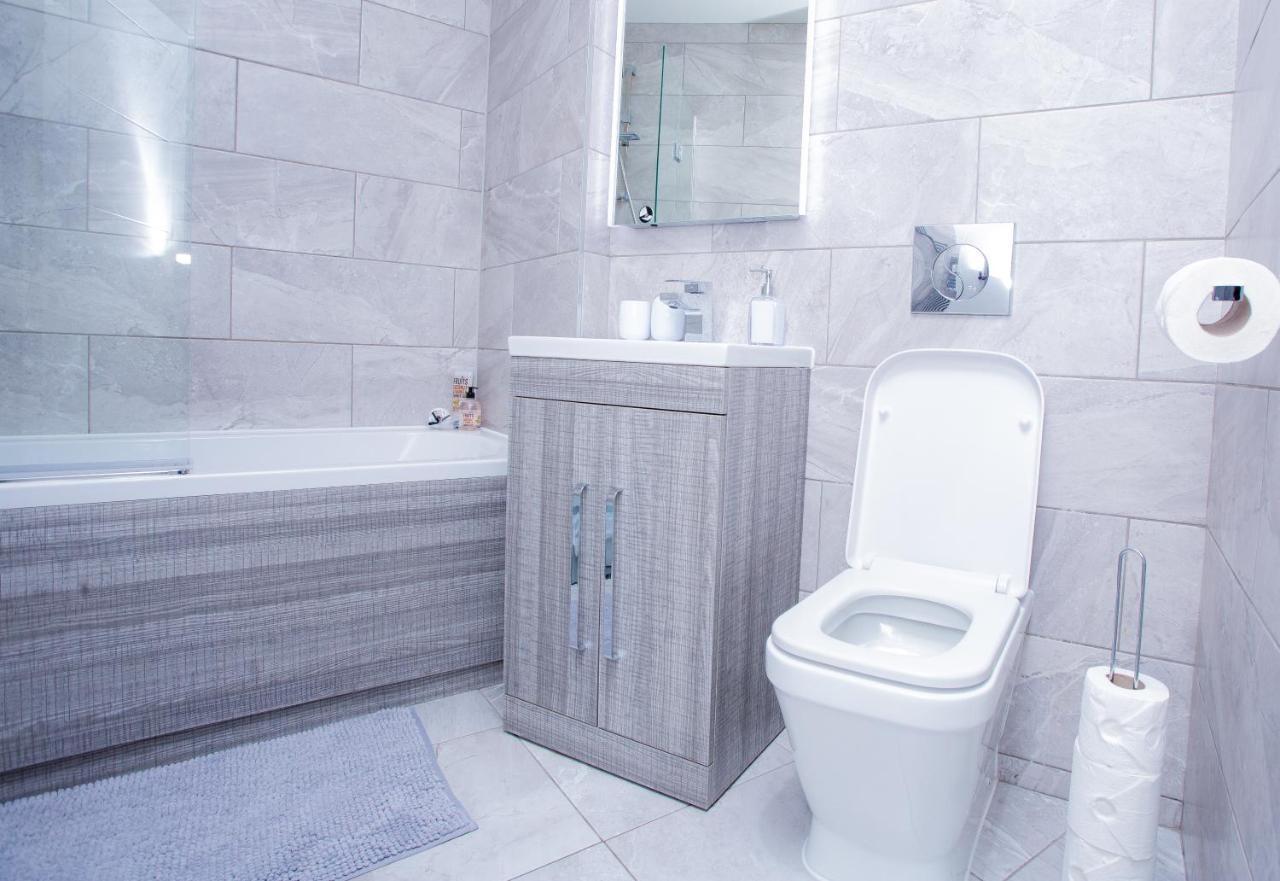 Spacious Urban City Apartment Ντόνκαστερ Εξωτερικό φωτογραφία