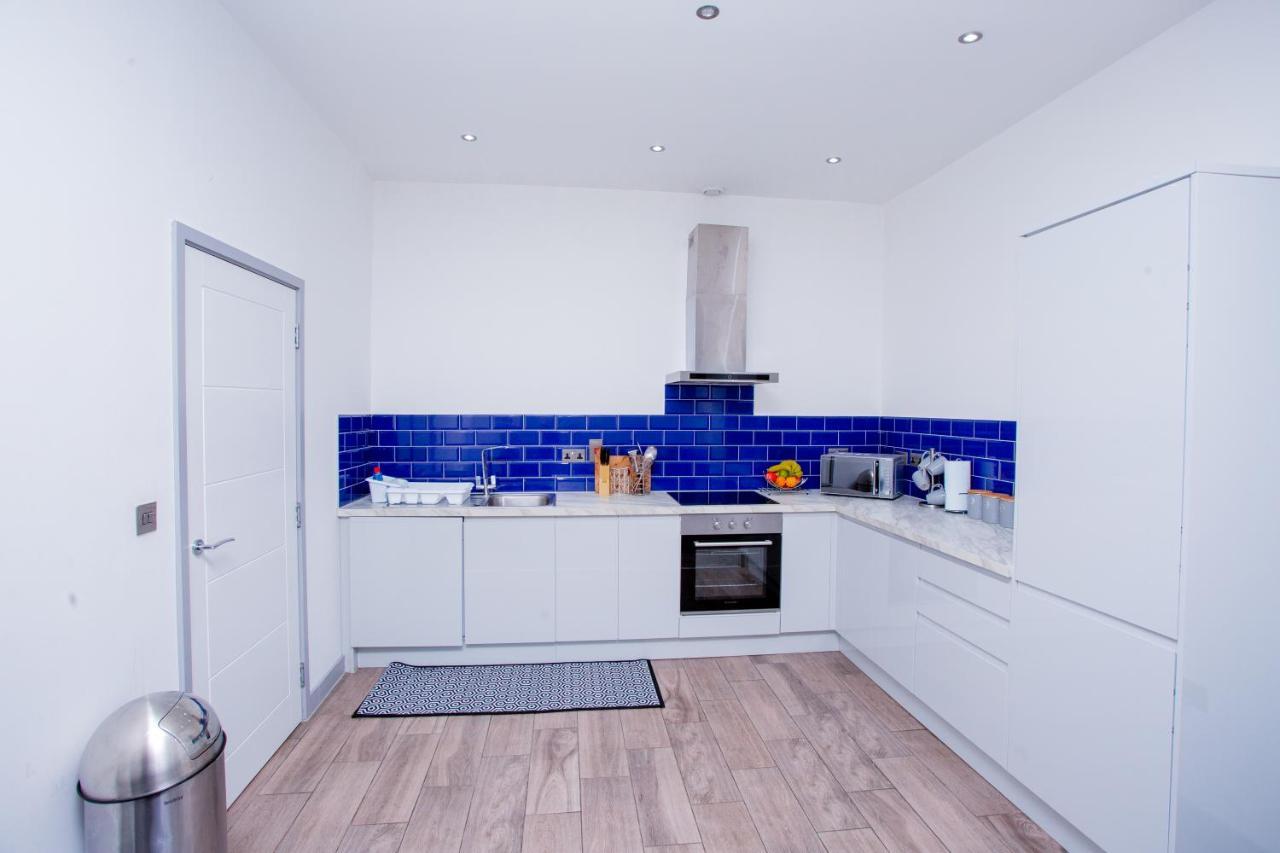 Spacious Urban City Apartment Ντόνκαστερ Εξωτερικό φωτογραφία